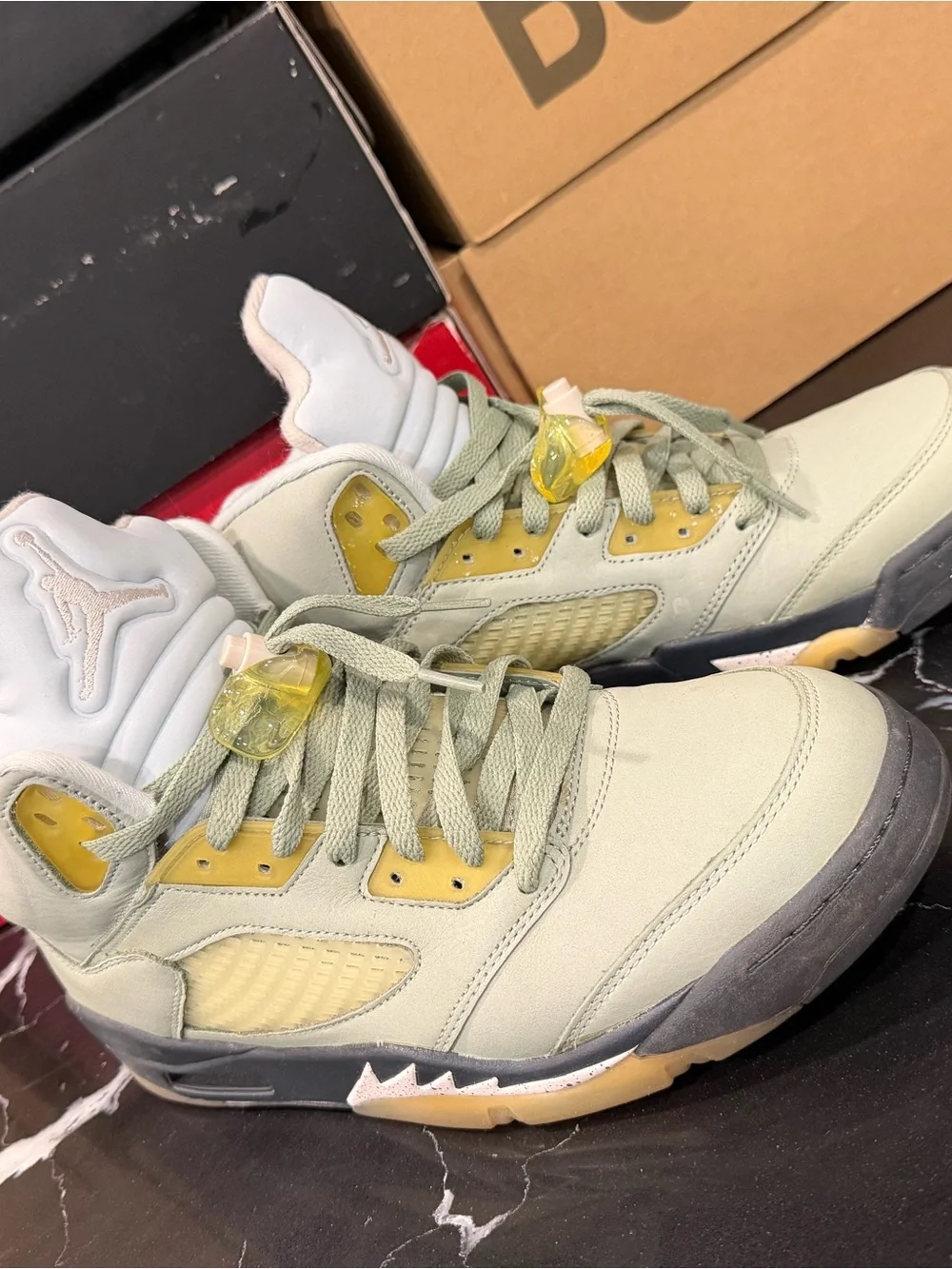 Jordan mens Retro 5’s- Jade Horizon